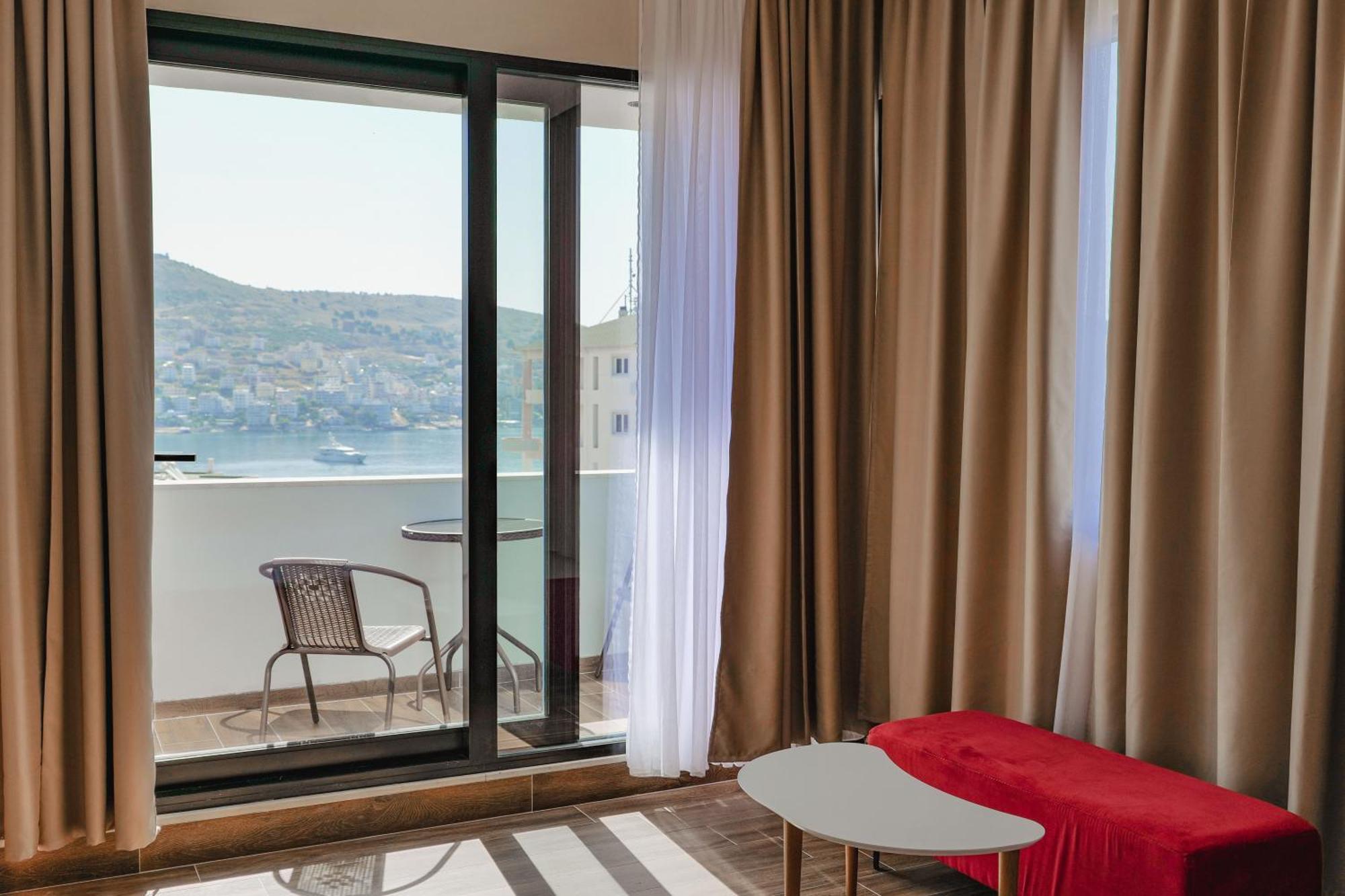 Armar Hotel Saranda