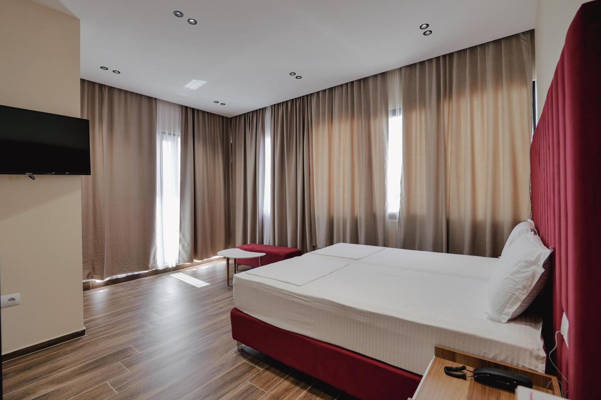 Armar Hotel