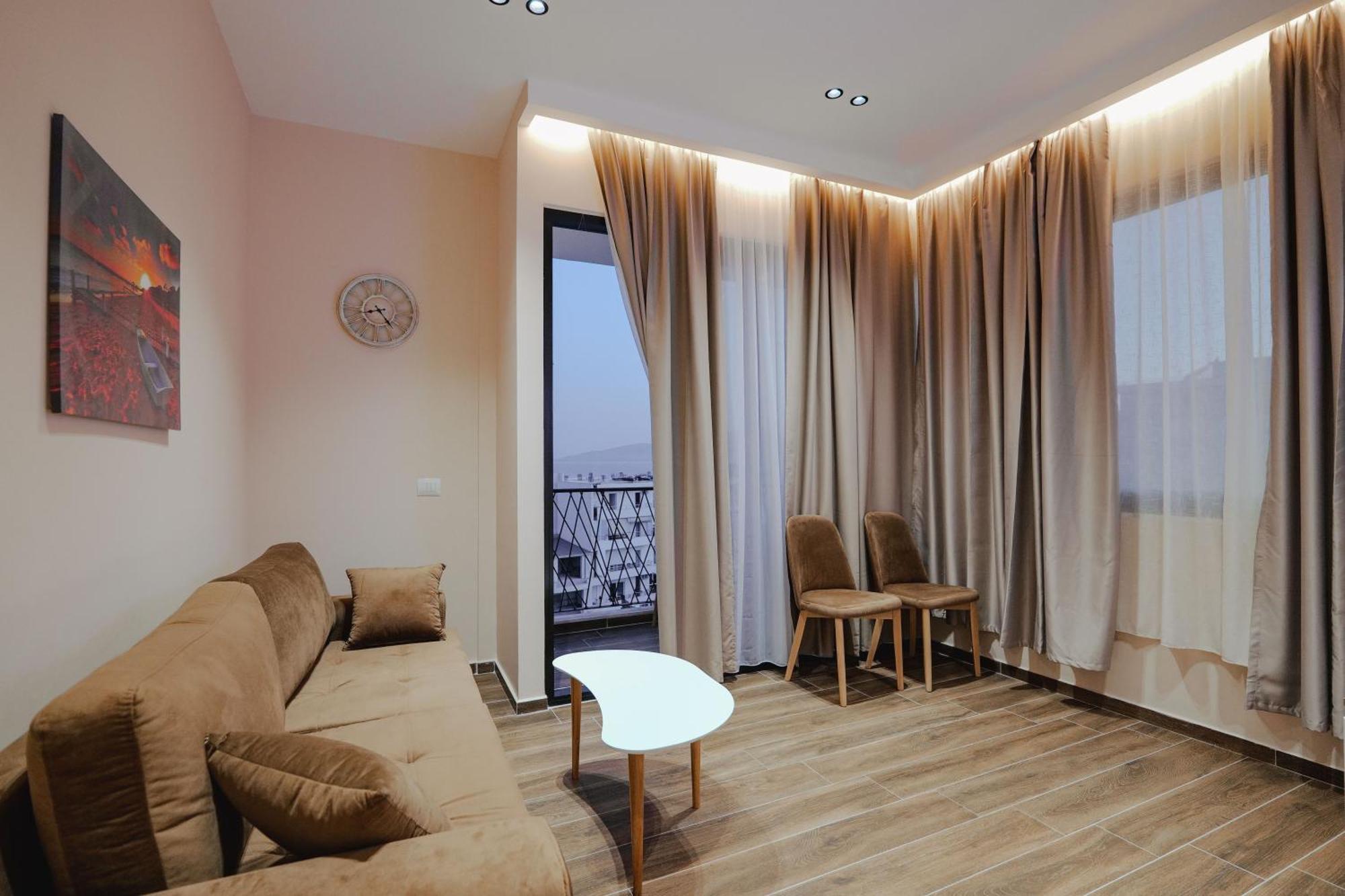 Armar 4* Sarande