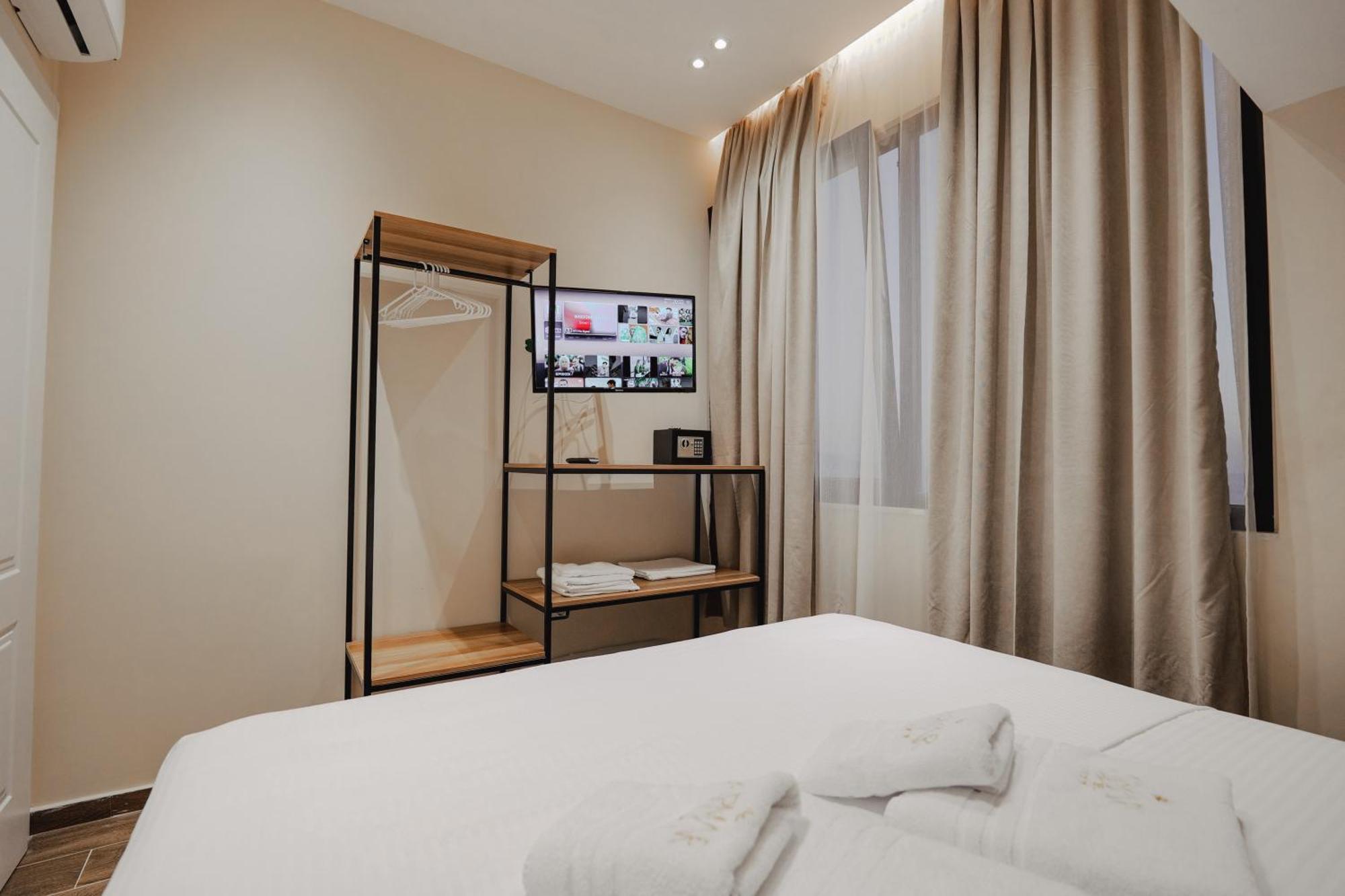 Hotel Armar 4*